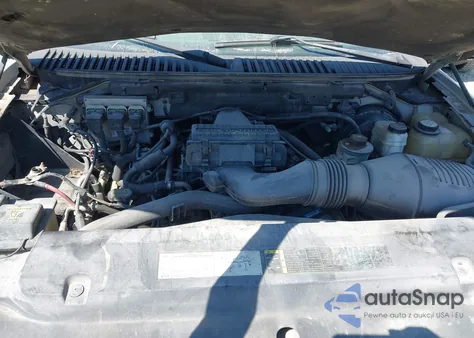 2005 Ford Expedition Xlt z USA, uszkodzony, nr VIN 1FMPU15535LA55850